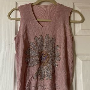 Boutique top with bling bling flower pink size L 🤗